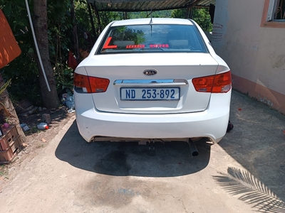 KIA cerato got TLC runs well all papers in hand its automatic lady's car