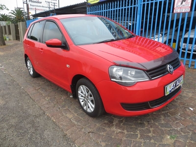 2017 Volkswagen Polo Vivo Hatch 1.4 Trendline, Red with 74000km available now!
