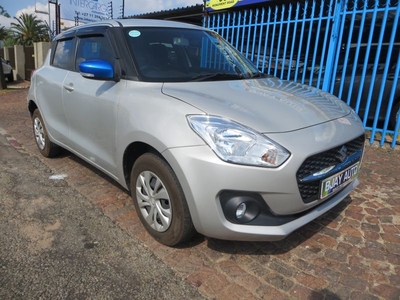 2020 Suzuki Swift 1.2 GL, Silver with 45000km available now!