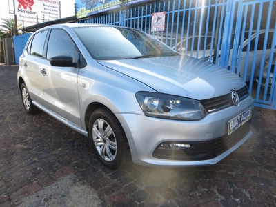 2021 Volkswagen Polo Vivo Hatch 1.4 Trendline, Silver with 46000km available now!