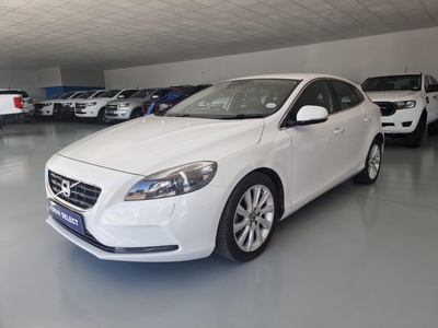 2013 Volvo V40 T4 Excel Auto For Sale