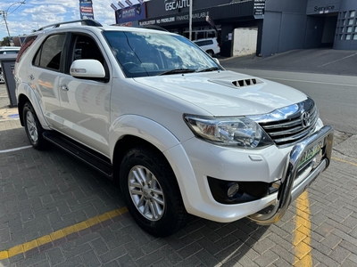 2014 Toyota Fortuner 3.0D-4D Auto For Sale