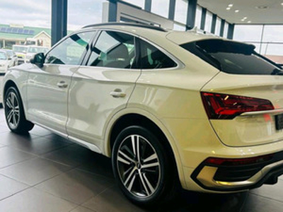 Audi Q5 2022, Automatic, 4 litres - Pretoria
