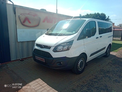 Used Ford Tourneo Custom 2.2 TDCi Ambiente SWB for sale in Gauteng