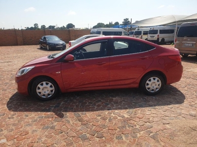 Used Hyundai Accent 1.6 Fluid 5