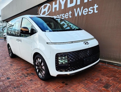 Used Hyundai Staria 2.2d Luxury Auto for sale in Western Cape
