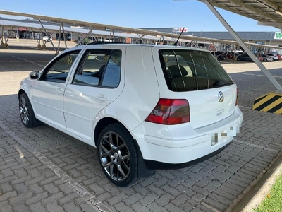 Used Volkswagen Golf 4 2.0 Highline for sale in Gauteng