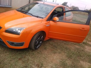 Am selling my 2007 ford focus 2.5 ST, done