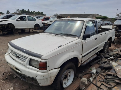 2000 Ford Courier 2.5D - Stripping for Spares.