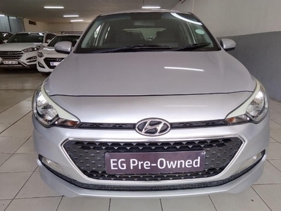 Used Hyundai i20 1.4 FLUID auto for sale in Gauteng