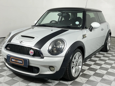 2010 MINI Cooper S Mark III (128 kW) Steptronic