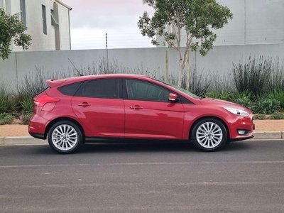 Used Ford Focus 1.0 EcoBoost Trend 5