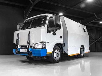 Used Hino 300 614 Lwb (aw3) F/c C/c for sale in Gauteng