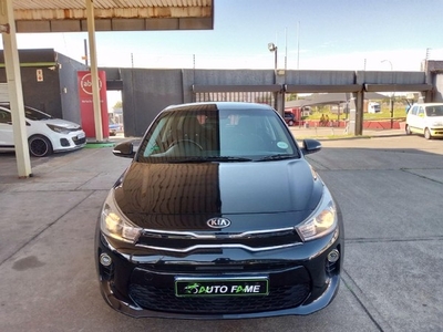 Used Kia Rio 1.4 EX 5