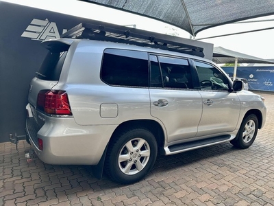 Used Lexus LX 570 for sale in Gauteng