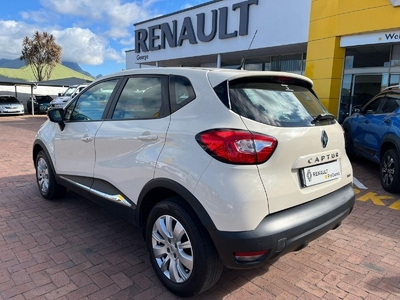 Used Renault Captur 900T Dynamique (66kW) for sale in Western Cape