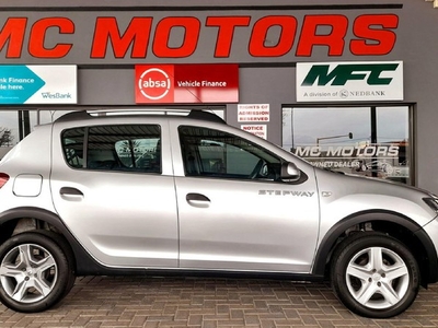 Used Renault Sandero 900T Stepway Dynamique for sale in North West Province