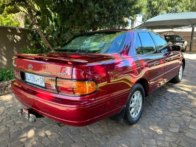 Used Toyota Camry 220 SEi for sale in Gauteng