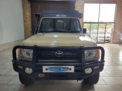 Used Toyota Land Cruiser 78 4.2 D Station Wagon for sale in Gauteng