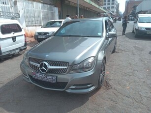 2013 Mercedes-Benz C-Class C200 For Sale in Gauteng, Johannesburg