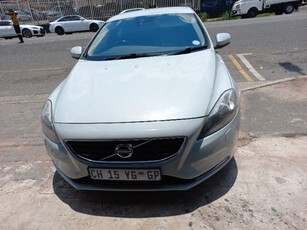 2013 Volvo V40 D4 Elite For Sale in Gauteng, Johannesburg