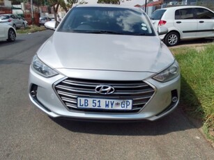 2017 Hyundai Elantra For Sale in Gauteng, Johannesburg