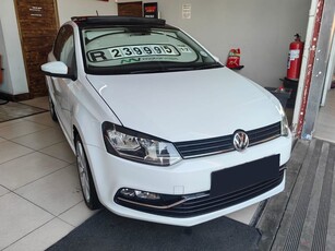 2017 Volkswagen Polo 1.2 TSI Highline with ONLY 88314kms CALL CHADLEY 069 286 9868