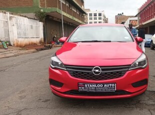 2018 Opel Astra hatch 1.0T For Sale in Gauteng, Johannesburg