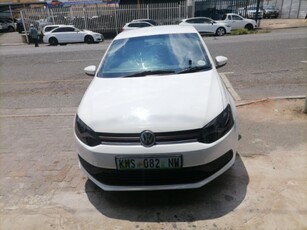 2021 Volkswagen Polo Vivo hatch 1.4 Comfortline For Sale in Gauteng, Johannesburg