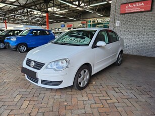 2006 Volkswagen Polo 1.6 Comfortline with 105310kms CALL RICARDO 065 930 6184