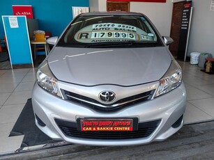 2012 Toyota Yaris 1.0 Xs 5-Door PLEASE CALL ASH-0836383185
