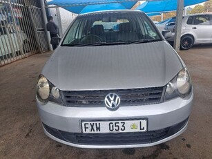 2013 Volkswagen Polo Vivo 5-door 1.4 For Sale in Gauteng, Johannesburg