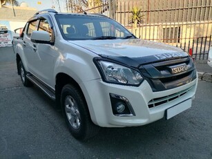 2017 Isuzu KB D Max 250 LX double cab For Sale For Sale in Gauteng, Johannesburg