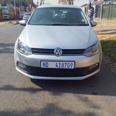 2019 Volkswagen Polo Vivo hatch 1.6 Comfortline auto For Sale in Gauteng, Johannesburg