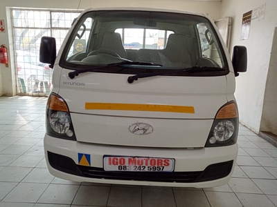 2015 HYUNDAI H100 2.6D MANUAL 105000KM Mechanically perfect with Clothes