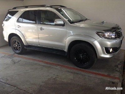 2013 TOYOTA FORTUNER 3. 0 D-4D RB Auto Silver