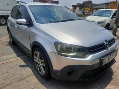 Volkswagen CrossPolo 2015, Automatic, 1.4 litres - Cape Town