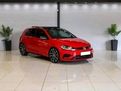 Volkswagen Golf 2018, Automatic, 2 litres - Cape Town