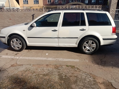 Vw Golf 4 1.6sr (55k)low mileage station wagon and dell i5 laptop free.