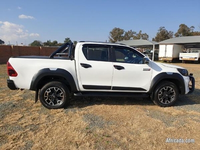 2020 Toyota. Hilux 2. 8 gd 6Raised body lengend double cable