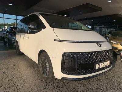 2022 Hyundai Staria MY21.11 2.2D Luxury 9 Seater AT, White with 31380km available now!