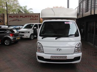 Used Hyundai H100 Bakkie 2.6D Dropside for sale in Gauteng