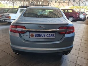 Used Jaguar XF 3.0 V6 Luxury for sale in Gauteng