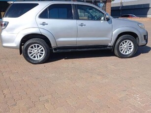 Used Toyota Fortuner 3.0 D