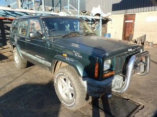 Jeep Cherokee XJ 4.0 Sport AT Green - 2000 STRIPPING FOR SPARES