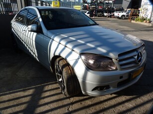 Mercedes C180 W204 CGI BE Classic AT Silver - 2010 STRIPPING FOR SPARES
