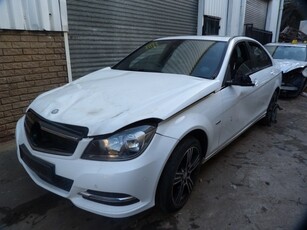 Mercedes C200 CDI W204 AT White - 2014 STRIPPING FOR SPARES
