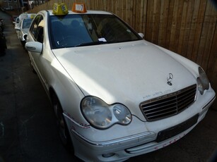 Mercedes C270 CDi W203 Elegance AT White - 2004 STRIPPING FOR SPARES