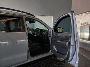 Nissan Navara 2.5DDTi double cab LE auto