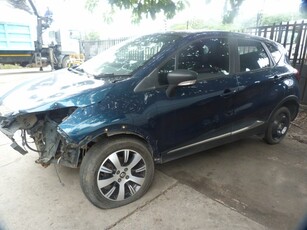 Renault Captur 900T Blaze TCe Navy Manual - 2018 STRIPPING FOR SPARES